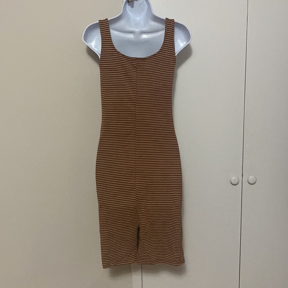 Striped dress - Picture 3 of 3